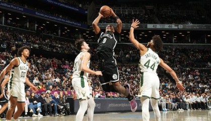 开云官网-利德尔21分萨拉夫19+5 篮网主场力克雄鹿