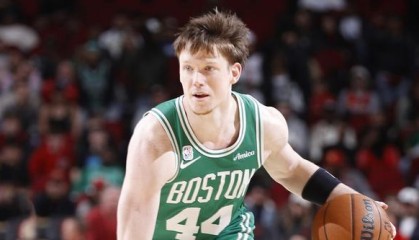 Shams：凯尔特人与双向球员马克斯-舒尔加签下两年标准合同